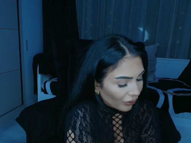 queenmeryem's BongaCams show and profile