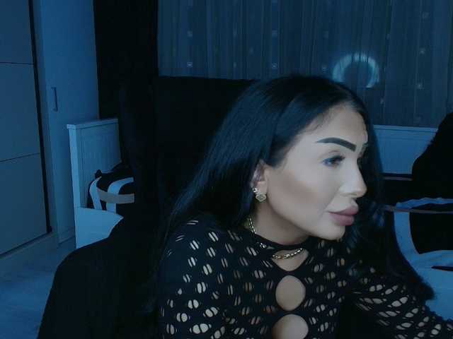 queenmeryem's BongaCams show and profile