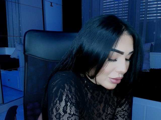queenmeryem's BongaCams show and profile