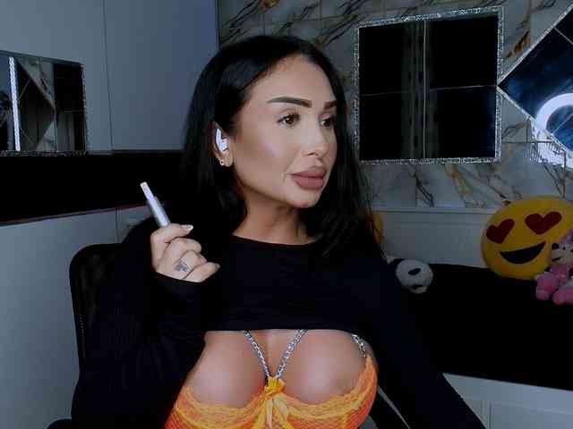 queenmeryem webcam