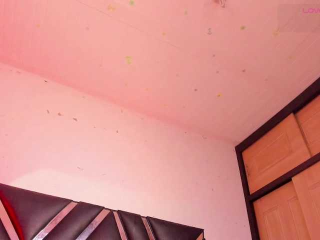 roxyjordan's BongaCams show and profile