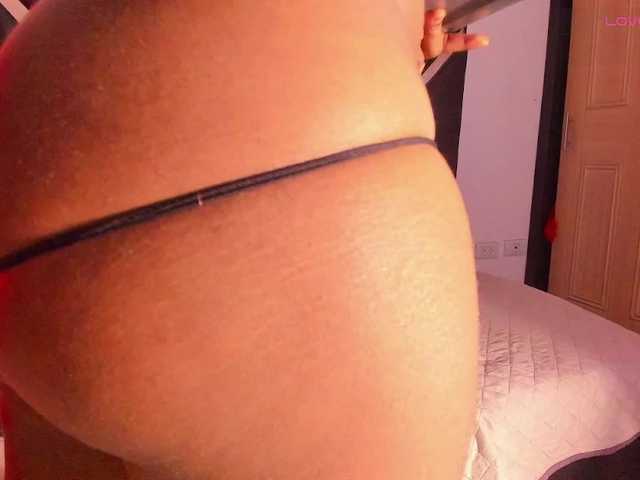 roxyjordan's BongaCams show and profile