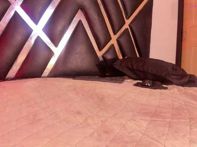 roxyjordan's BongaCams show and profile