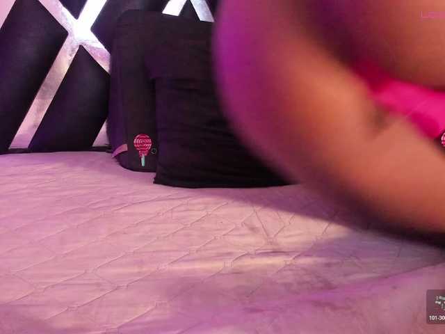 roxyjordan's BongaCams show and profile