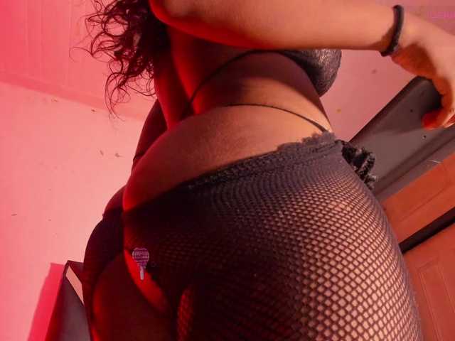 roxyjordan's BongaCams show and profile