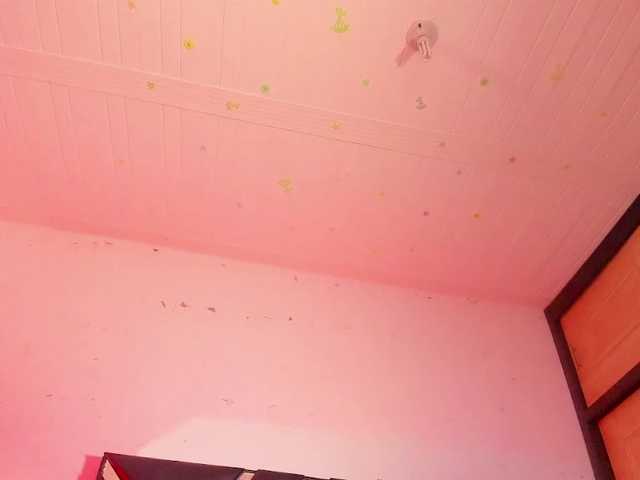 roxyjordan's BongaCams show and profile