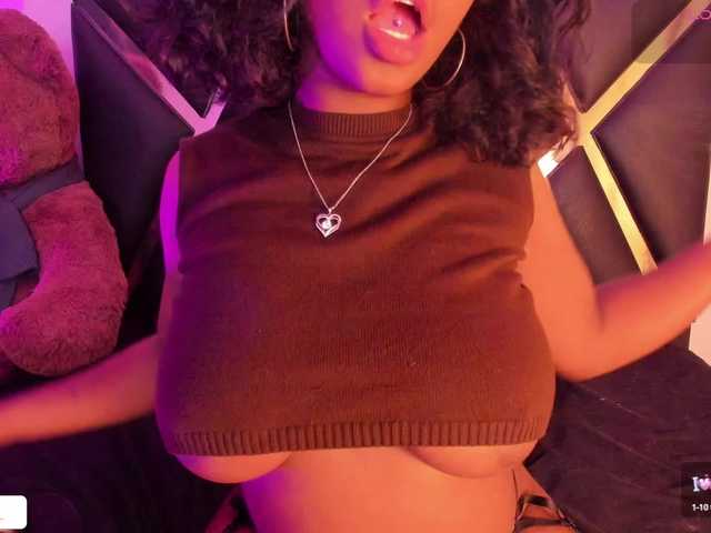  roxyjordan chat room