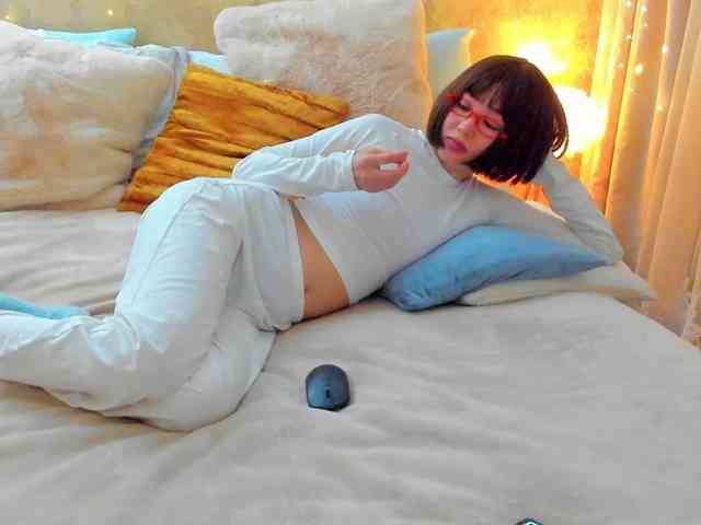 Wallpapper Live Webcam on BongaCams