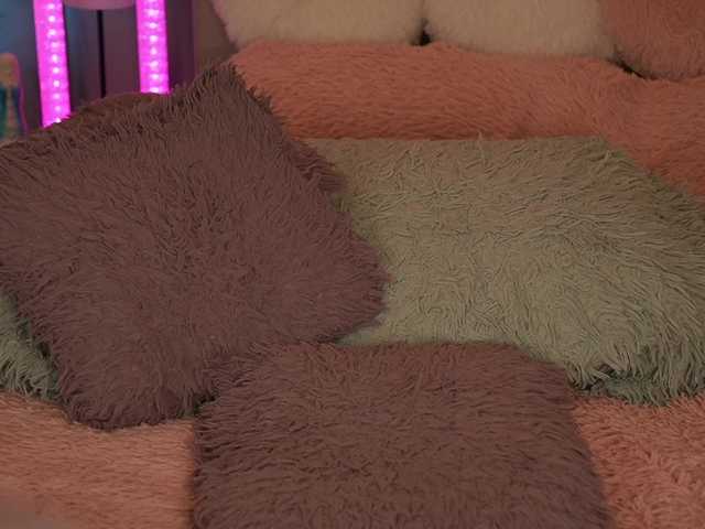 vickysecret cam belle