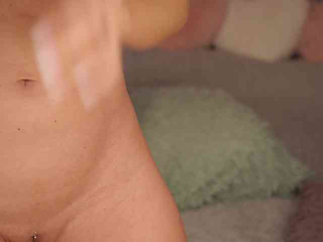 VickySecret webcam