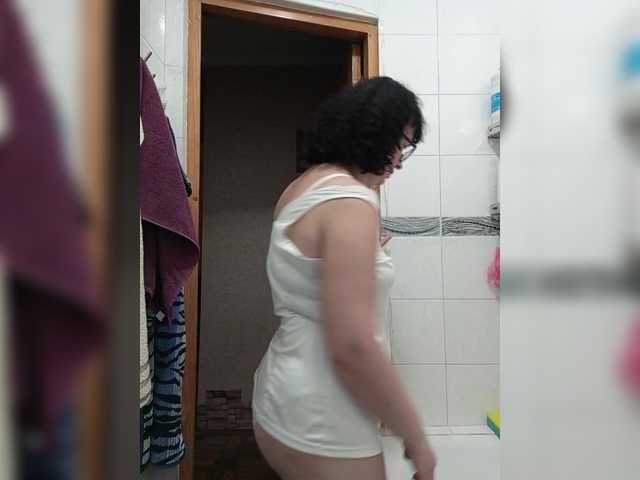 Danccee358's BongaCams show and profile