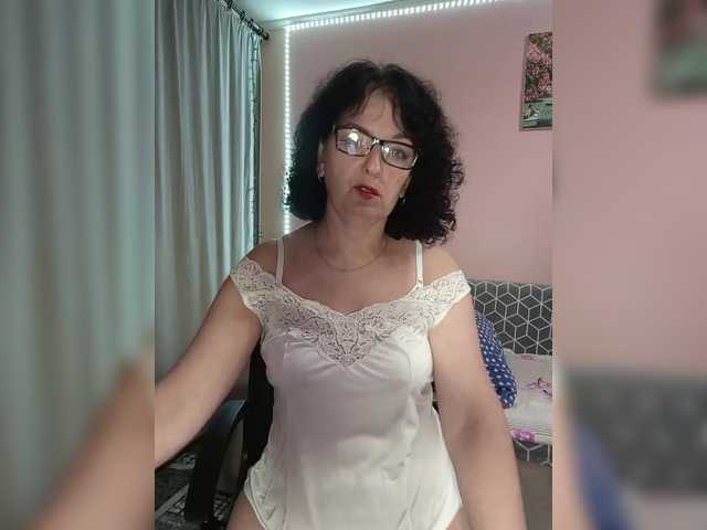 Danccee358's BongaCams show and profile