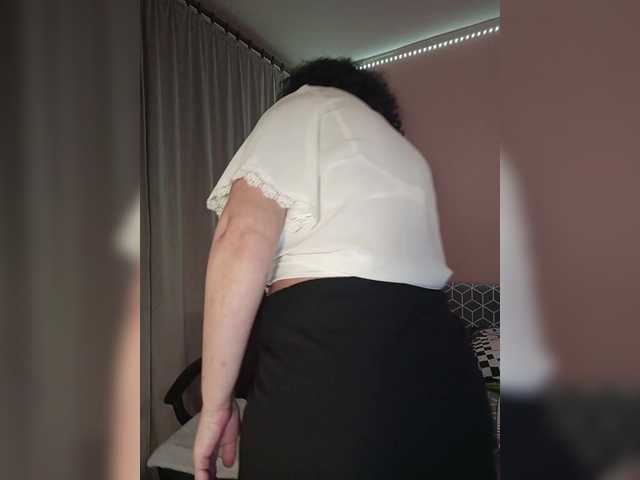 Danccee358's BongaCams show and profile