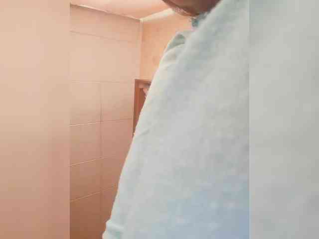 AthomeTi Live Webcam on BongaCams