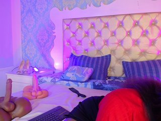 CaseyMoons Porn Show