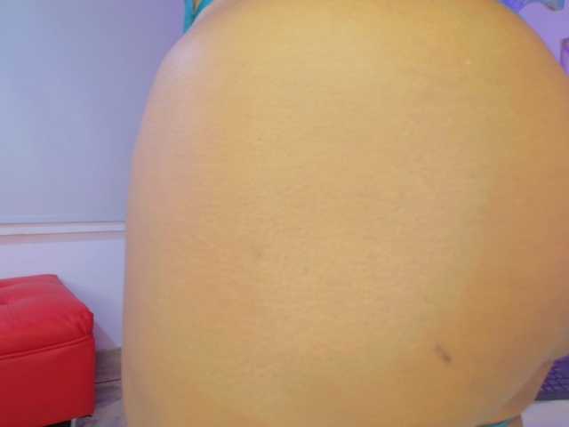 CaseyMoons's BongaCams show and profile