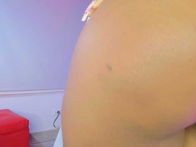 CaseyMoons's BongaCams show and profile