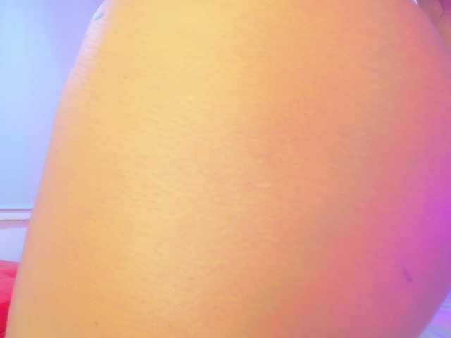 CaseyMoons's BongaCams show and profile