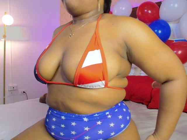 CaseyMoons webcam