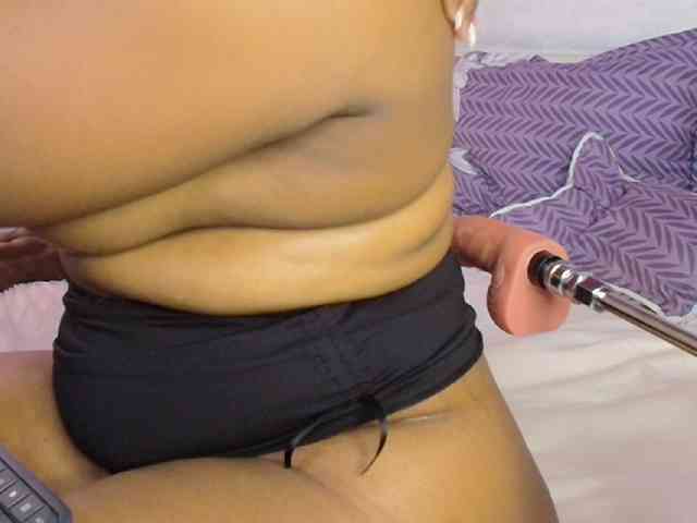 CaseyMoons webcam