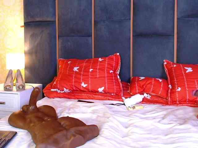 CaseyMoons CaseyMoons