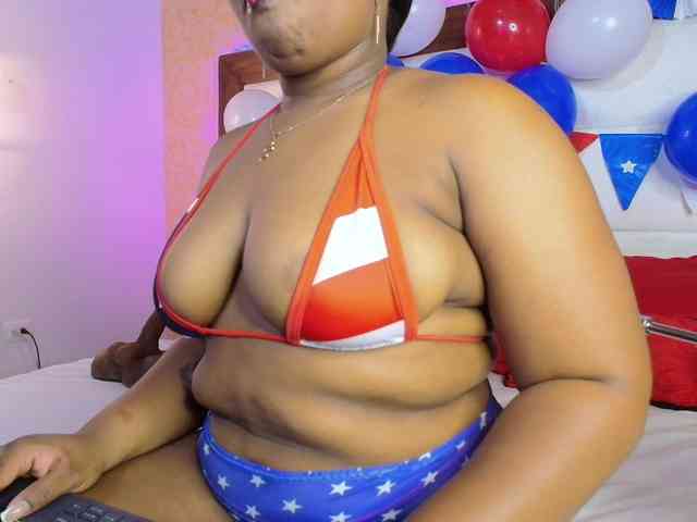 CaseyMoons webcam