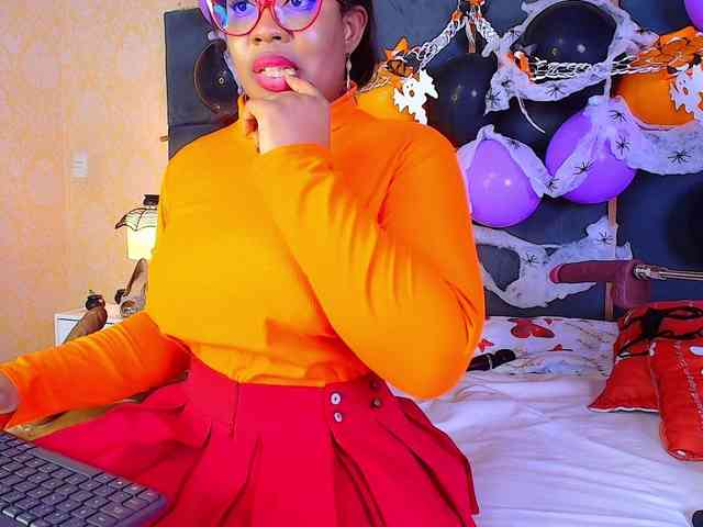 CaseyMoons webcam