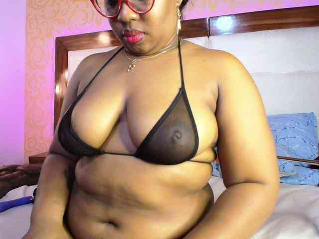 CaseyMoons webcam