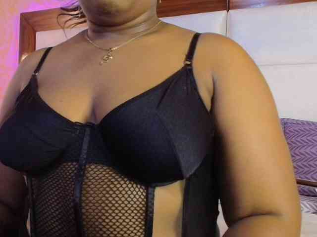 CaseyMoons webcam