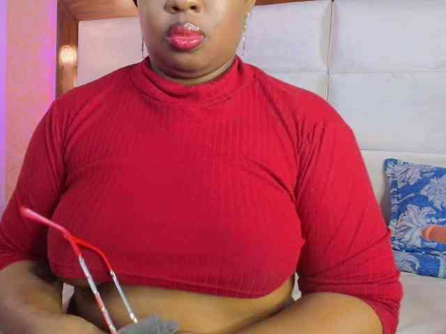 CaseyMoons webcam