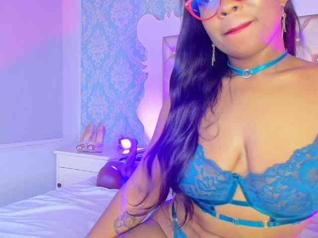 CaseyMoons Live Webcam on BongaCams