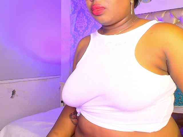 CaseyMoons webcam