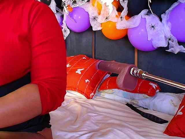 CaseyMoons webcam