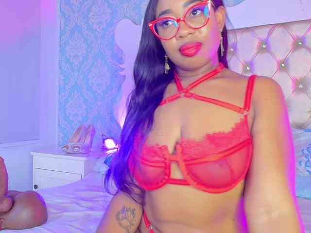 CaseyMoons Live Webcam on BongaCams