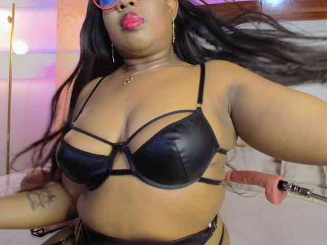 CaseyMoons webcam