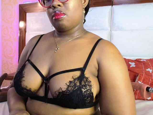 CaseyMoons webcam