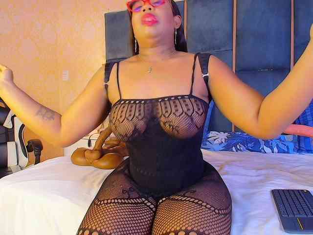 CaseyMoons webcam