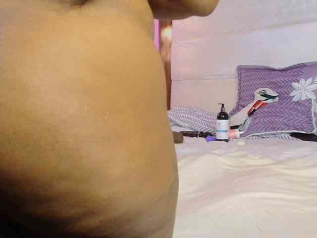 CaseyMoons webcam
