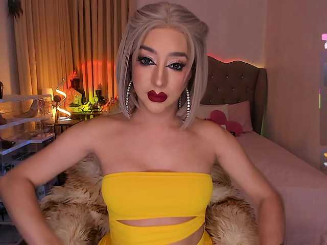 go to chat with MistressDom_Contessa