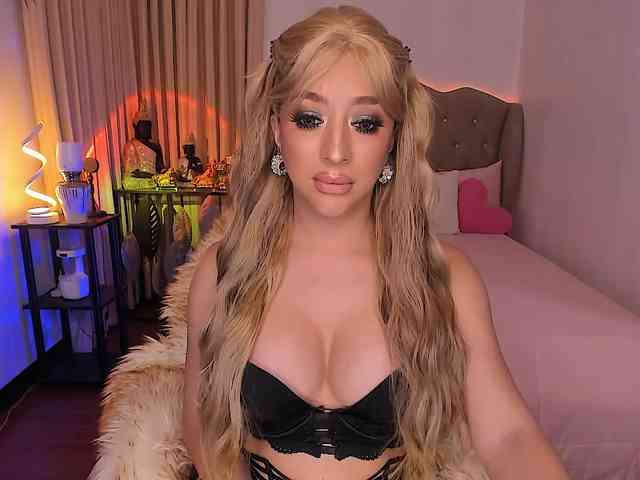 DreamGoddess Live Webcam on BongaCams