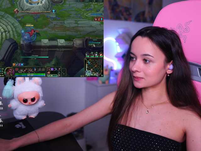 JuicyAngel — Domi from 2 tok  All actions only according to the menu  Favorite vibrations 22, 111, 122  For a good mood  @remain 