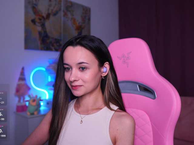 JuicyAngel's BongaCams show and profile