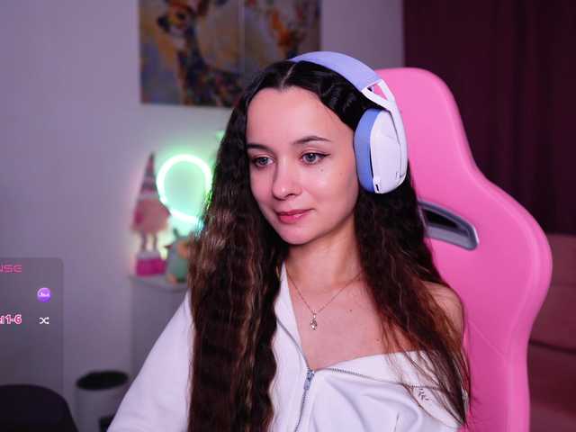 JuicyAngel's BongaCams show and profile