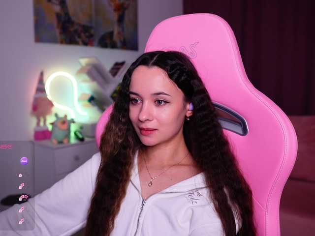 JuicyAngel's BongaCams show and profile