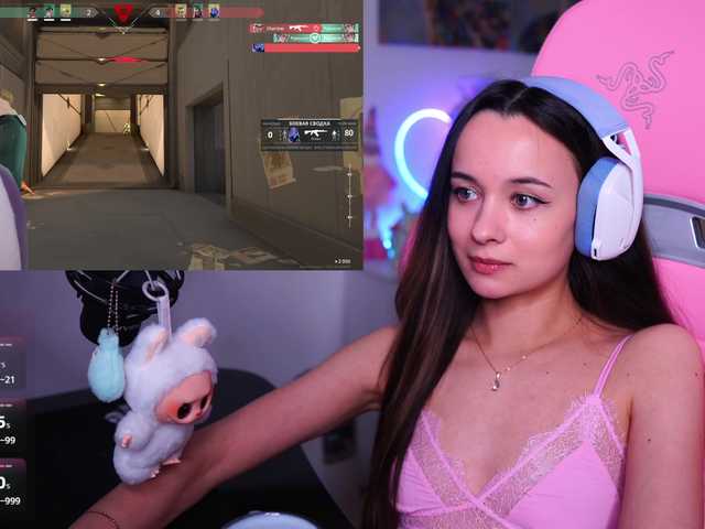 JuicyAngel's BongaCams show and profile