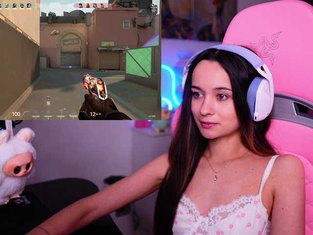 JuicyAngel's BongaCams show and profile