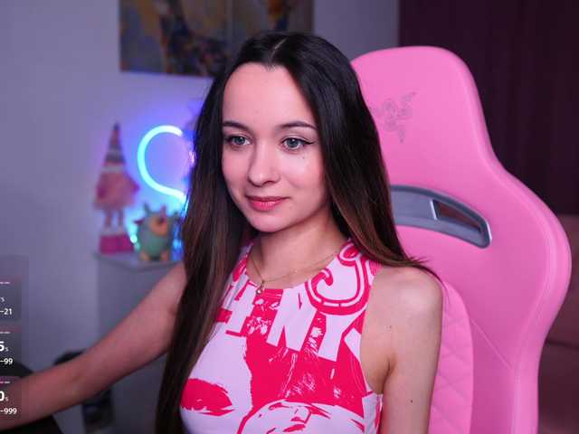 JuicyAngel's BongaCams show and profile