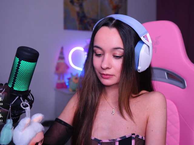 JuicyAngel's BongaCams show and profile