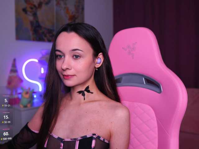 JuicyAngel's BongaCams show and profile