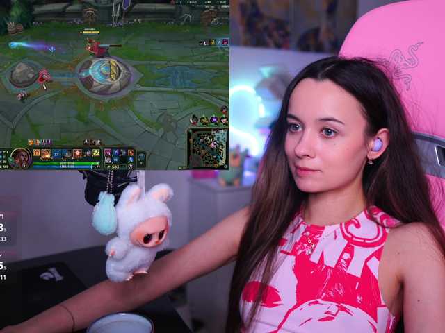 JuicyAngel's BongaCams show and profile